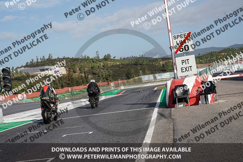 motorbikes;no limits;peter wileman photography;portimao;portugal;trackday digital images